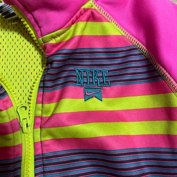Nike Girl’s Athletic Jacket Large - Picture 2 of 5